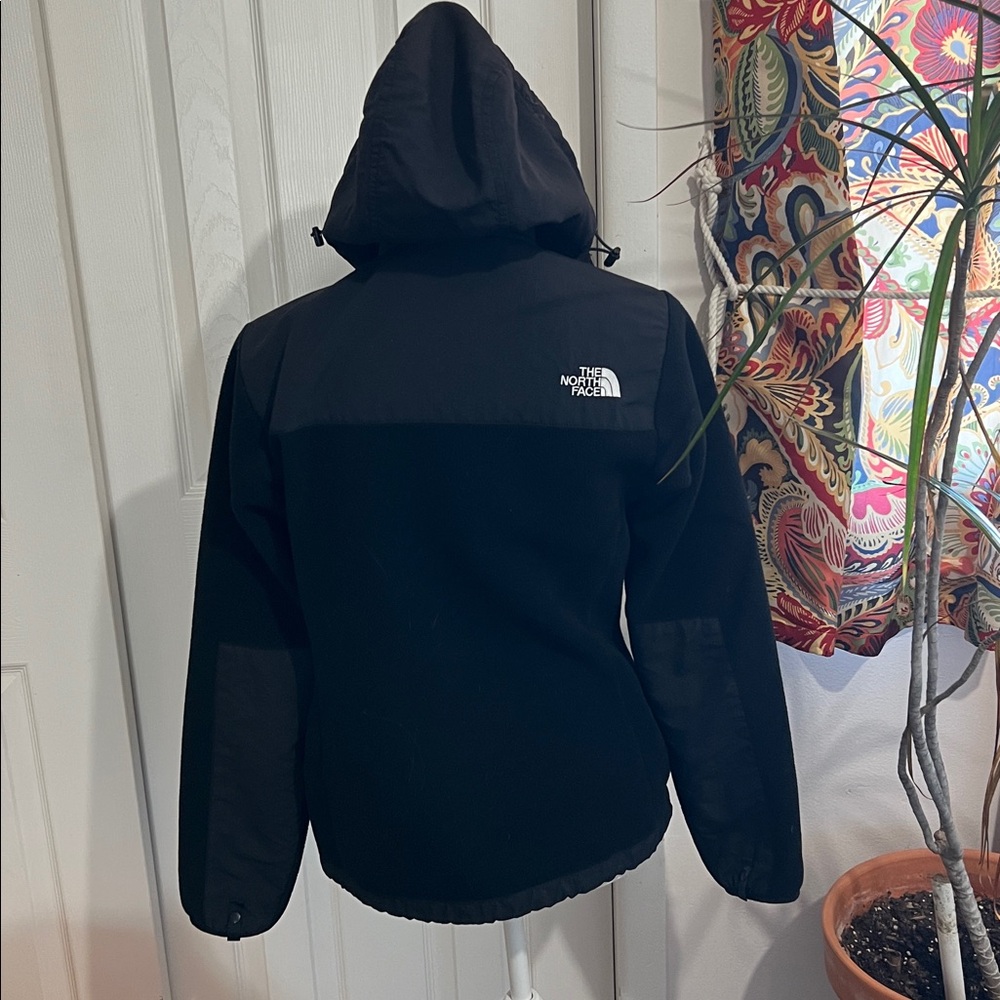 The North Face Denali Jacket Hoodie Womens Small Black Fleece Full Zip Fleece - Picture 3 of 6